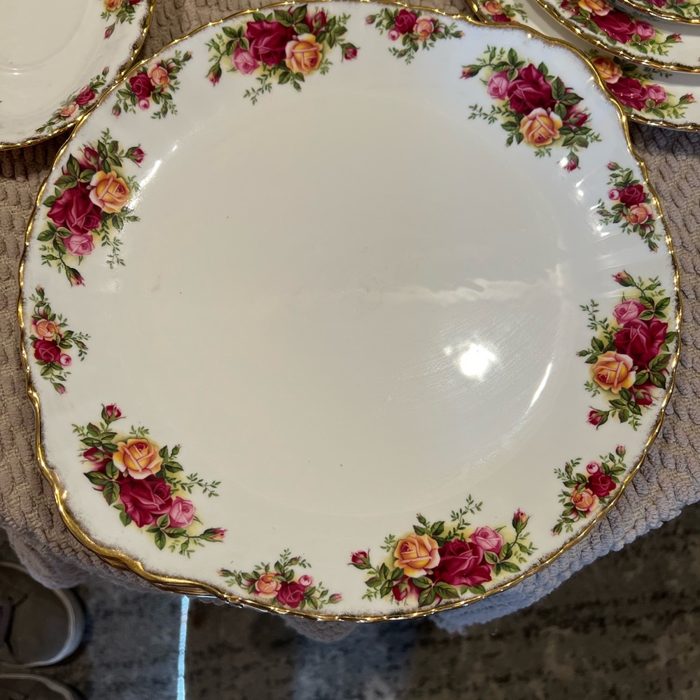 Royal Albert Pink and Yellow Rose Gold-Edged Dinner Platter